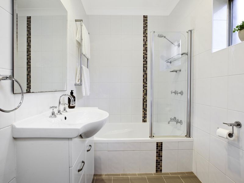 33 Nelson Road, North Strathfield NSW 2137