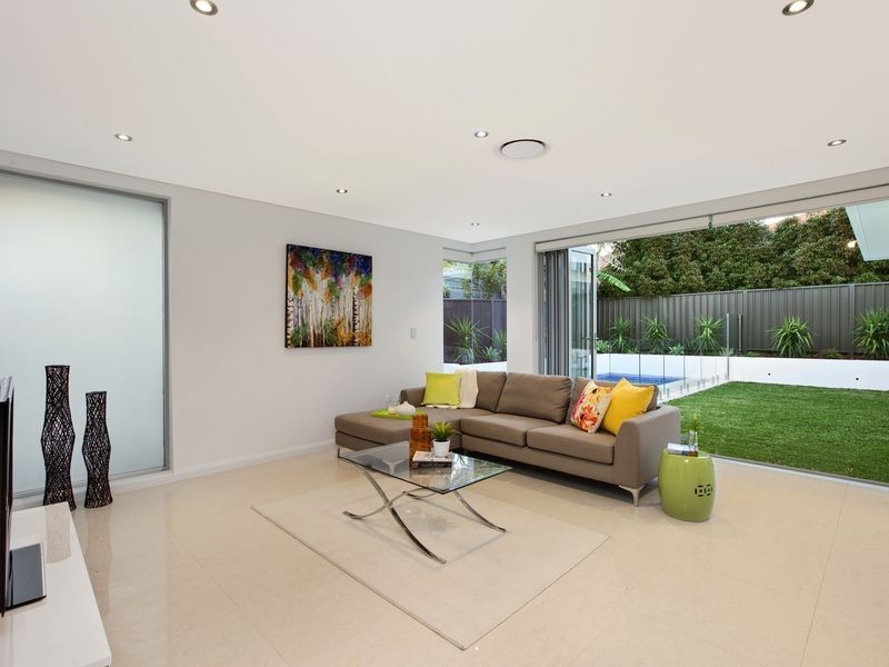 15 Moore Street, Cabarita NSW 2137