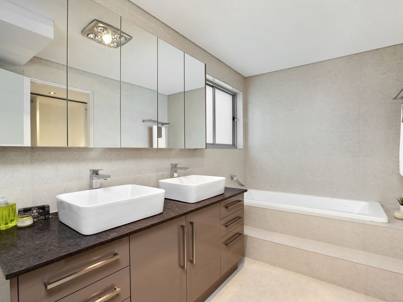 15 Moore Street, Cabarita NSW 2137