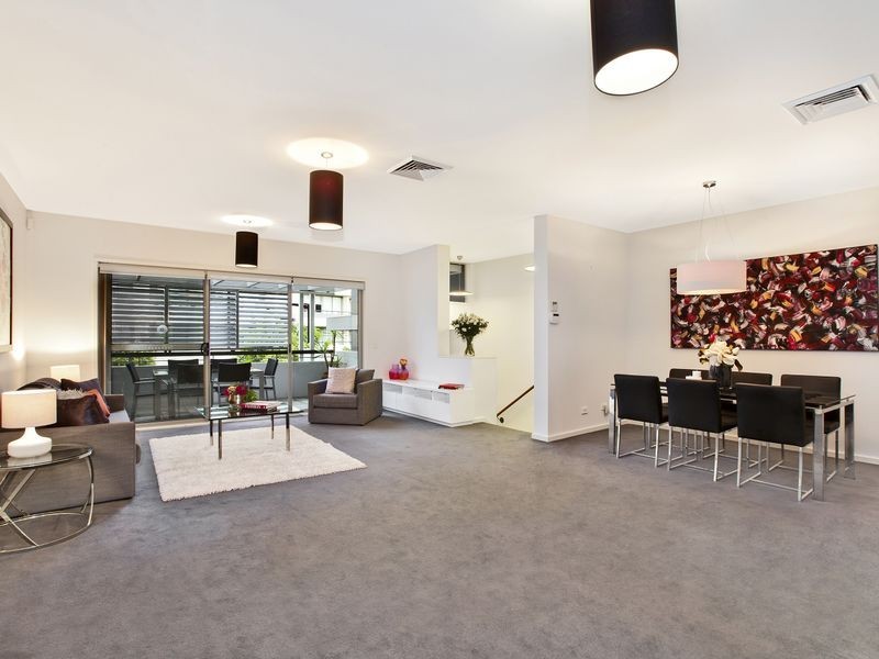 25 Edgewood Crescent, Cabarita NSW 2137