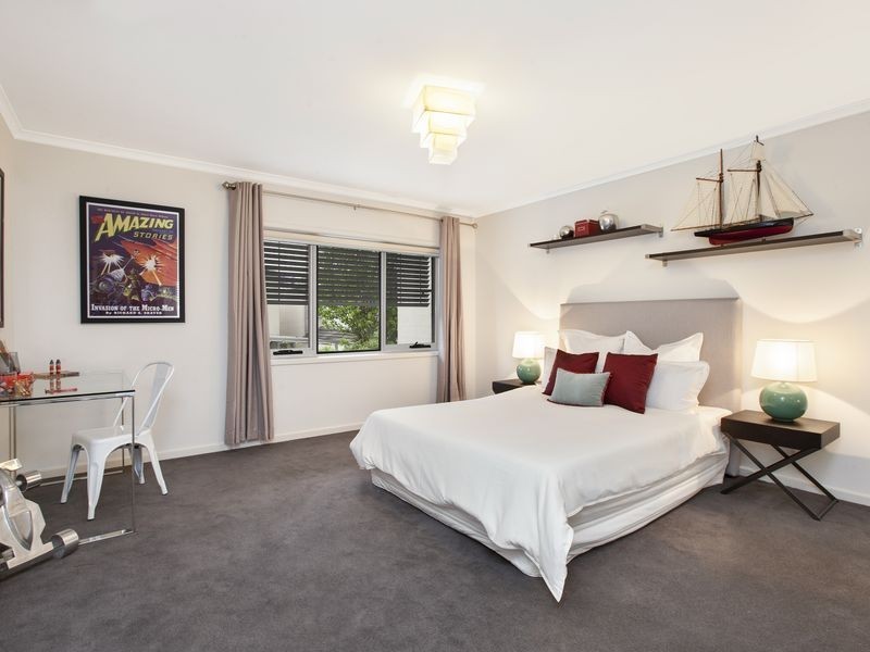 25 Edgewood Crescent, Cabarita NSW 2137