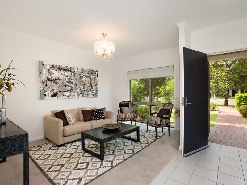 8 Theile Avenue, Newington NSW 2127