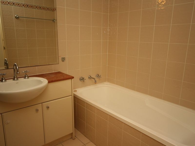 11/11 Thorpe Avenue, Liberty Grove NSW 2138