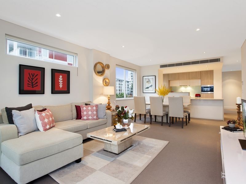 49/1 Palm Avenue, Breakfast Point NSW 2137
