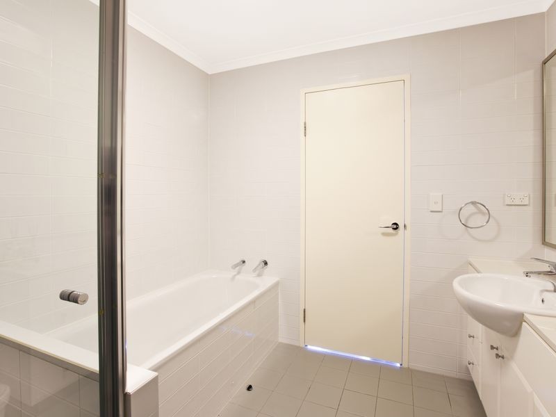31/5 Woodlands Avenue, Breakfast Point NSW 2137