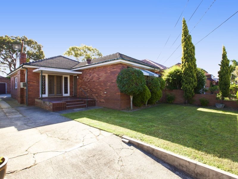 8 Duke Avenue, Concord NSW 2137