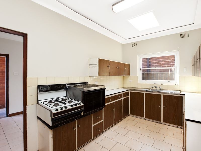 8 Duke Avenue, Concord NSW 2137