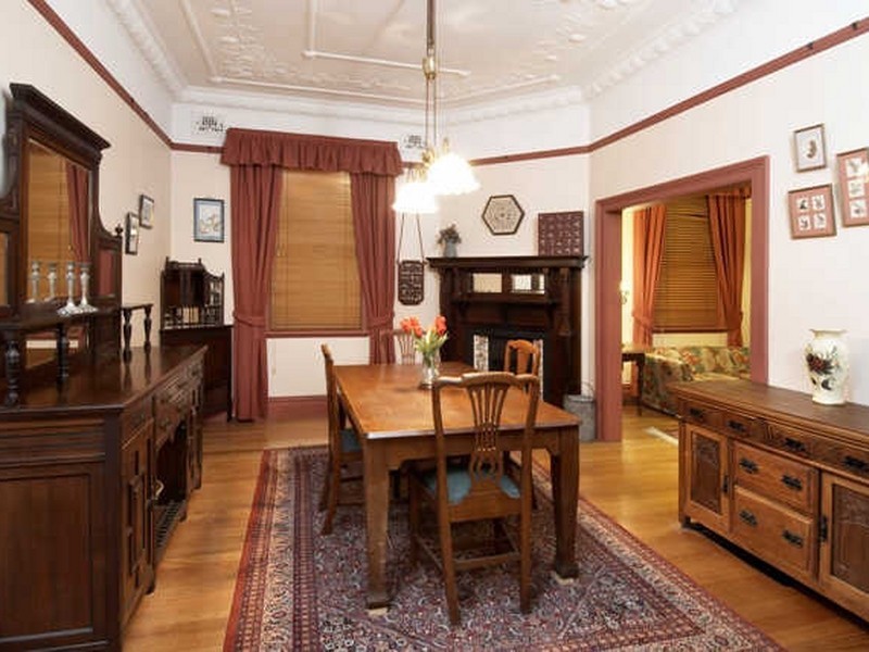 2 Llewellyn, Rhodes NSW 2138