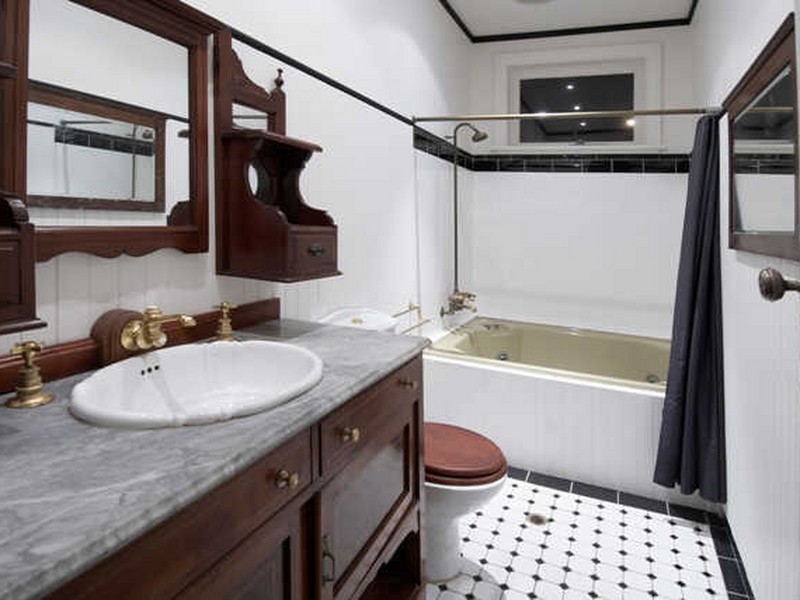 2 Llewellyn, Rhodes NSW 2138