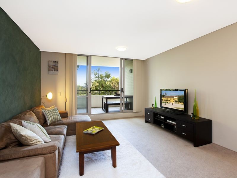 10/3 – 5 Blaxland Avenue, Newington NSW 2127