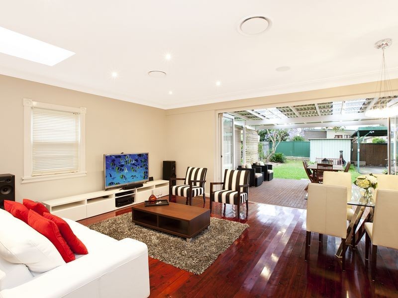 9 Bayview Street, Concord NSW 2137