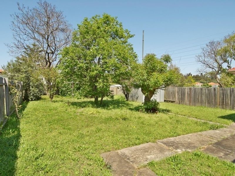 12 Lemnos Street, North Strathfield NSW 2137