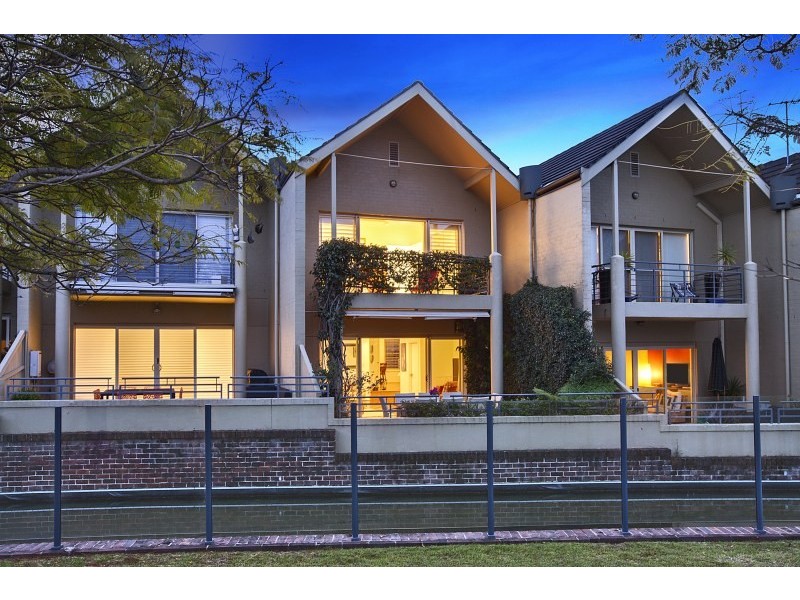 12 Figtree Avenue, Abbotsford NSW 2046