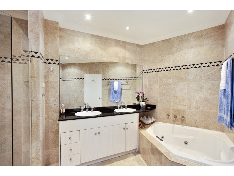 12 Figtree Avenue, Abbotsford NSW 2046