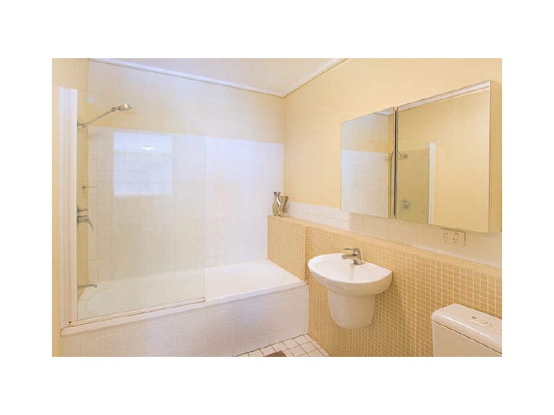 C105/240 Wyndham Street, Alexandria NSW 2015