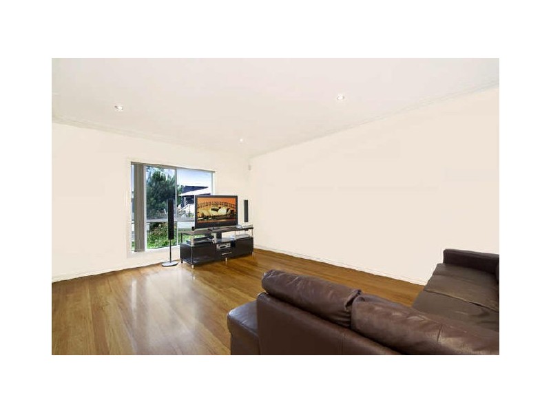 1/70B Miles Street, Mascot NSW 2020