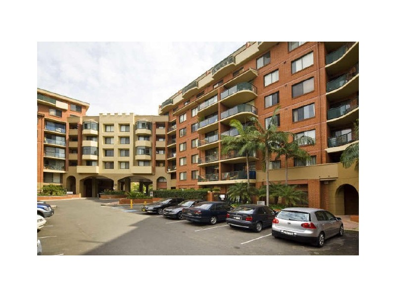 8202/177-219 Mitchell Road, Erskineville NSW 2043