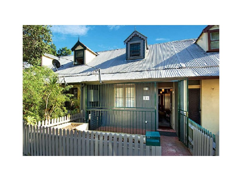 19 Wellington Street, Waterloo NSW 2017