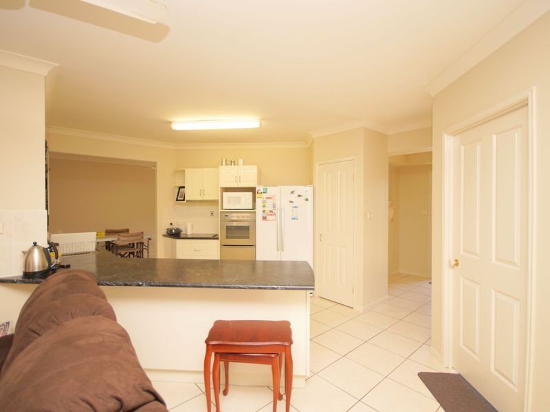 3 Acacia Cl, Tully Heads QLD 4854