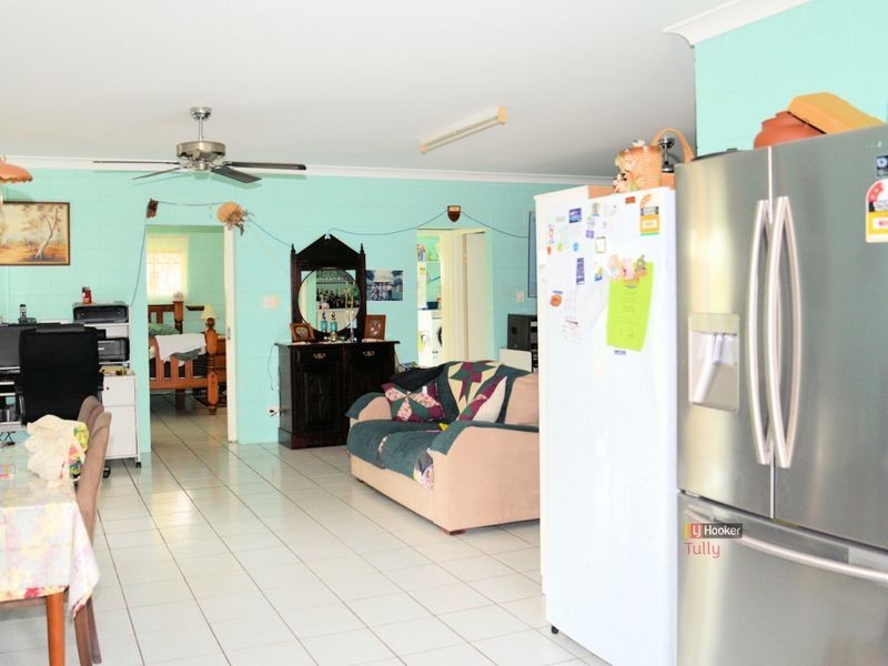 22 Melaleuca Drive, Tully Heads QLD 4854