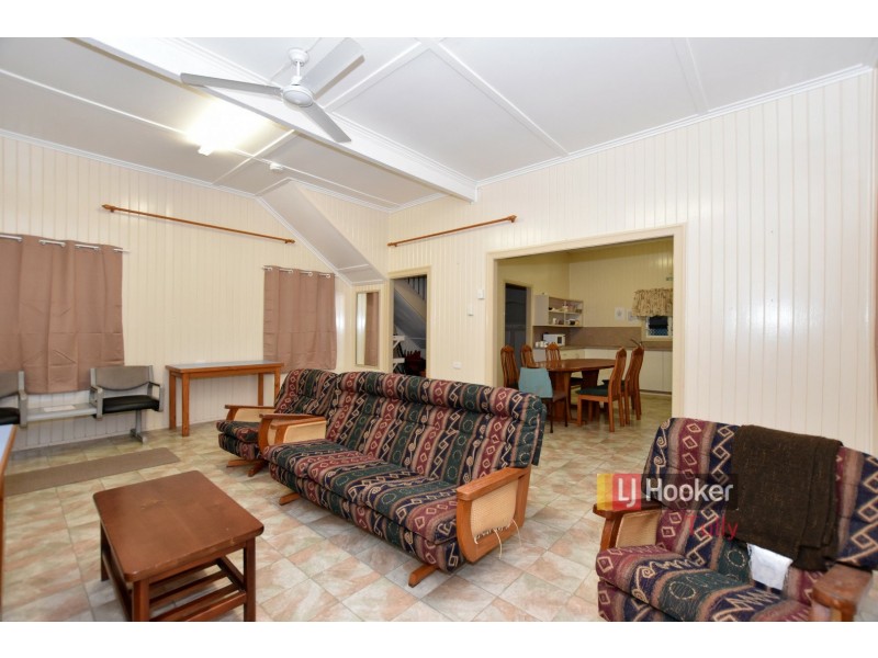 30 Butler Street, Tully QLD 4854