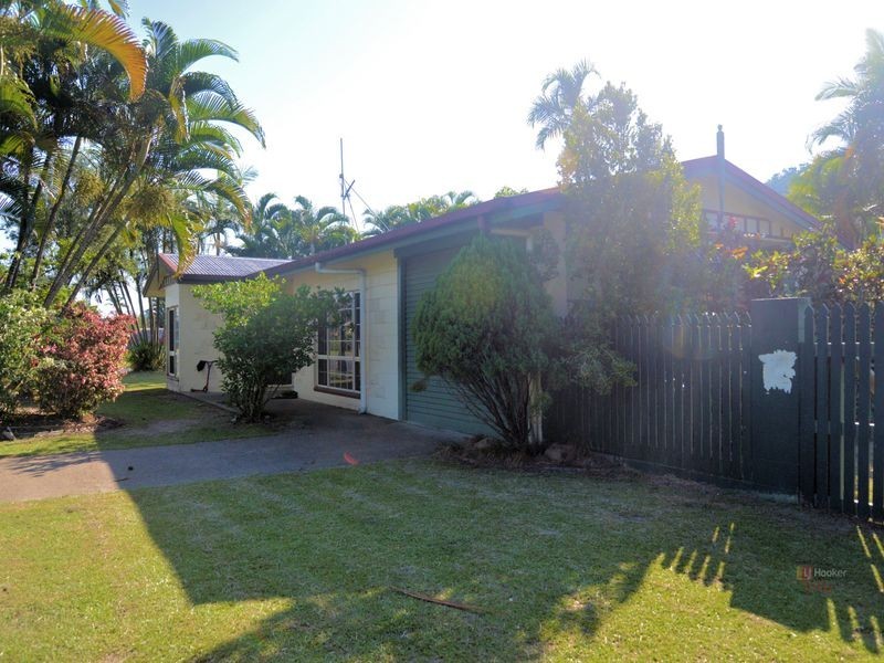 1 Pease Street, Tully QLD 4854