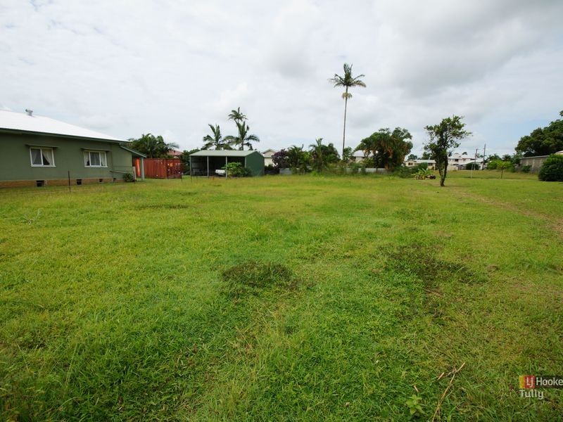 5 Thurles Street, Tully QLD 4854