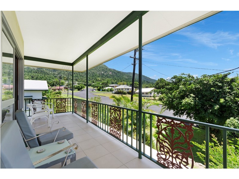 3 Cook Street, Tully QLD 4854