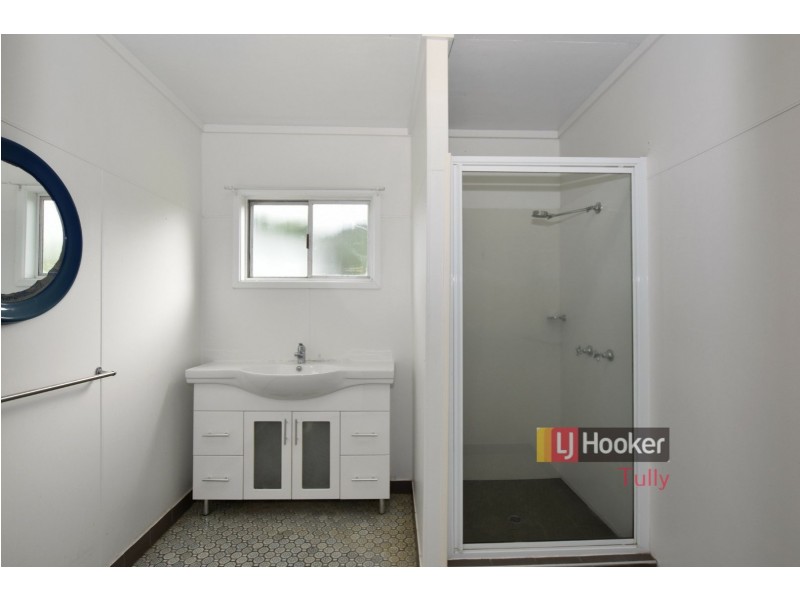 5-5A Cook Street, Tully QLD 4854