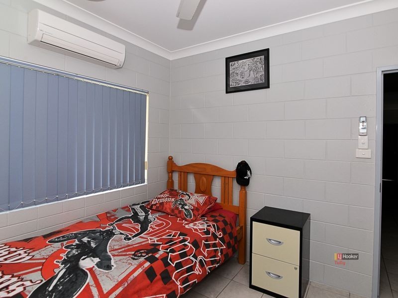 1 Acacia Close, Tully Heads QLD 4854