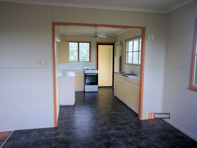 24 Theodore Street, Tully QLD 4854