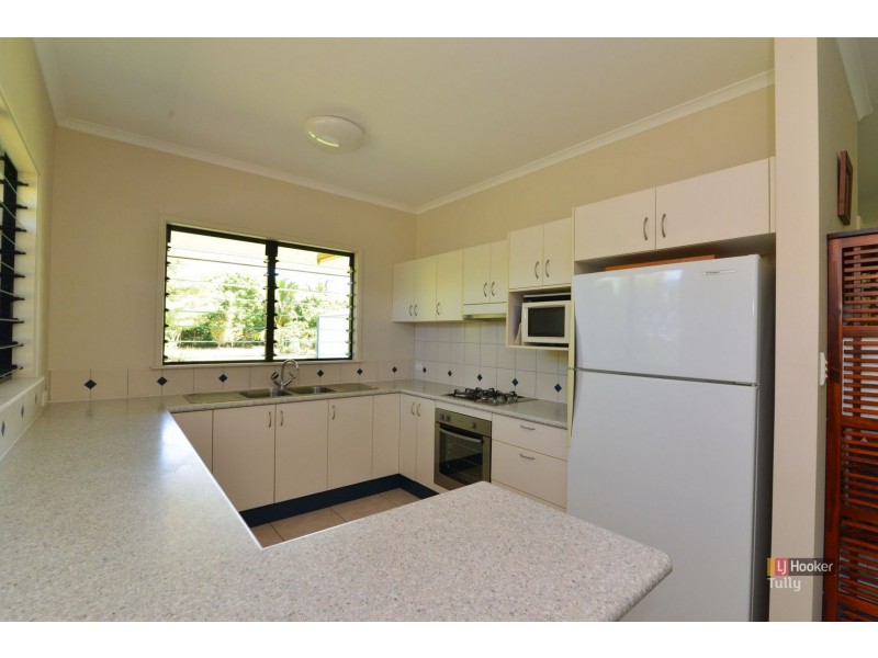 104 Tully Heads Road, Tully Heads QLD 4854