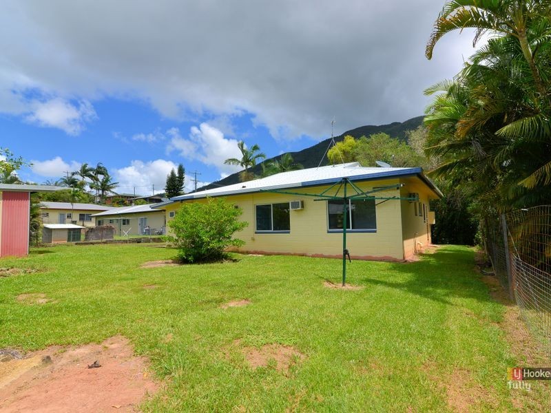 24 Bamber Street, Tully QLD 4854