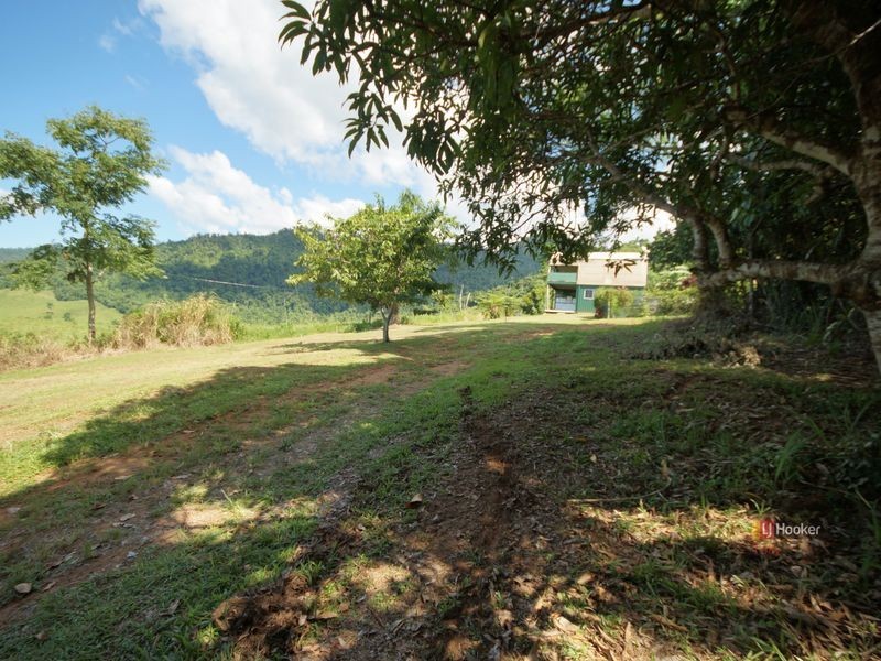 L6 Azzopardi Road, Japoonvale QLD 4856