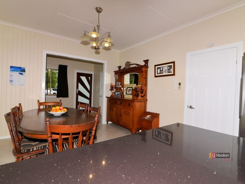 8 -10 Murray Street, Tully QLD 4854