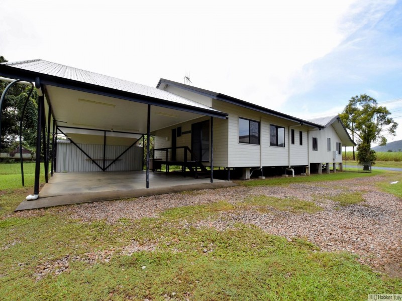 71 Murray Street, Tully QLD 4854