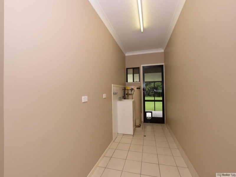 71 Murray Street, Tully QLD 4854