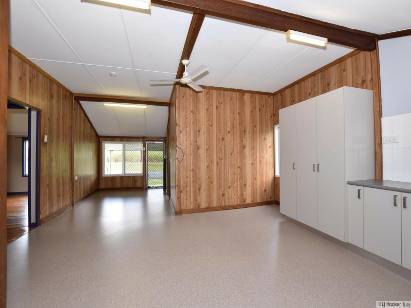 71 Murray Street, Tully QLD 4854