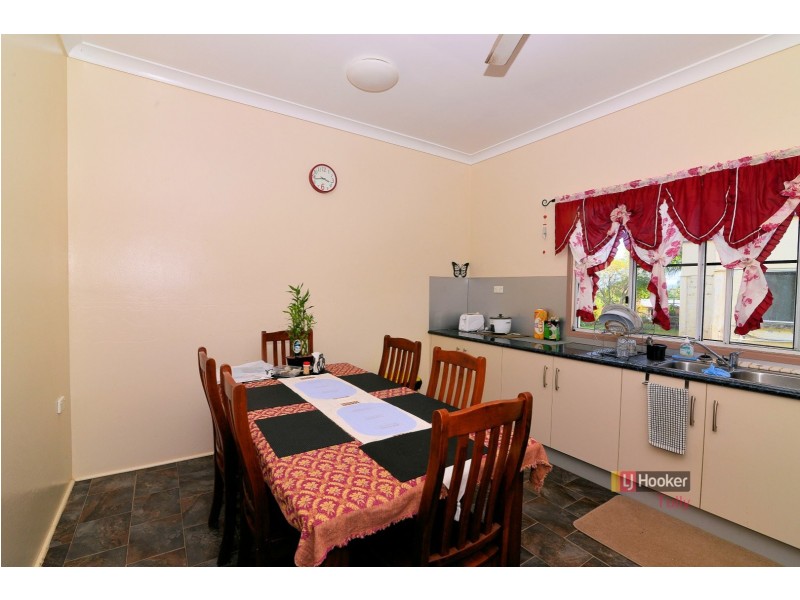 5 McDonald Street, Tully QLD 4854