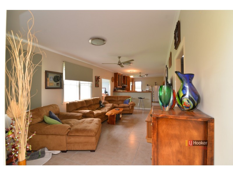 89 Keir Road, Tully QLD 4854
