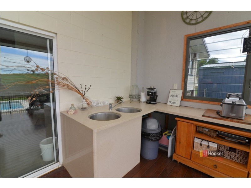 89 Keir Road, Tully QLD 4854