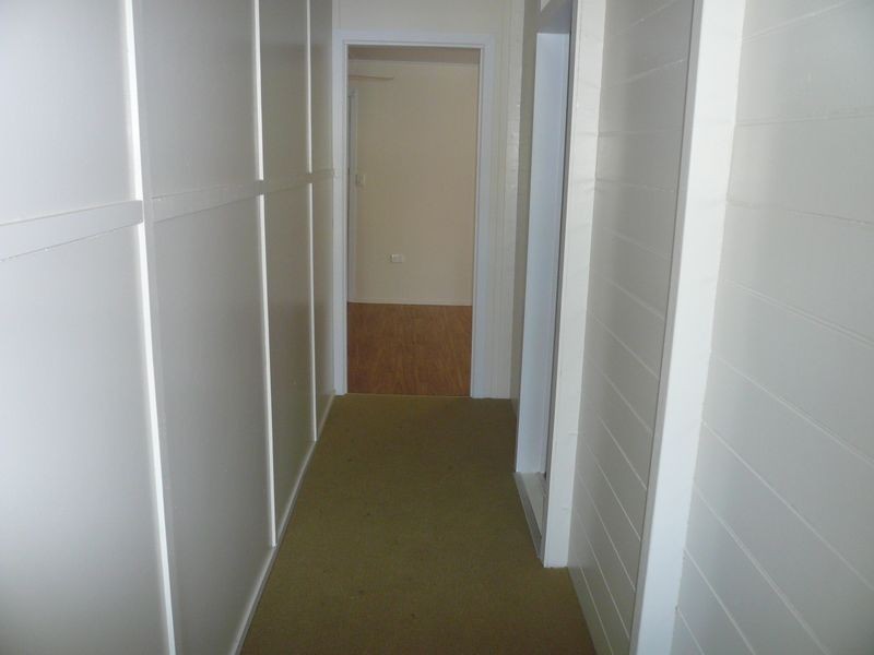 19 Watkins St, Tully QLD 4854