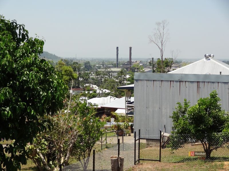 3 Bell Street, Tully QLD 4854