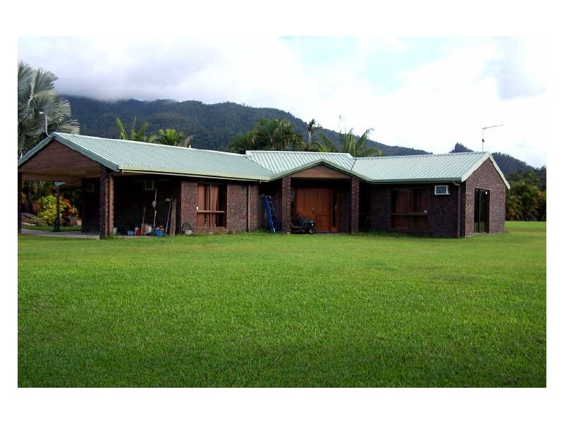 1 Merryburn, Merryburn QLD 4854