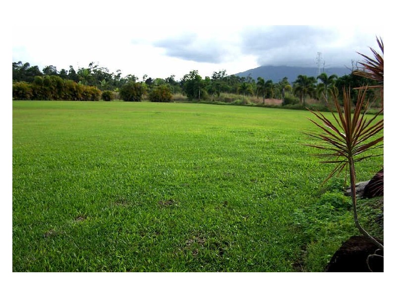 1 Merryburn, Merryburn QLD 4854