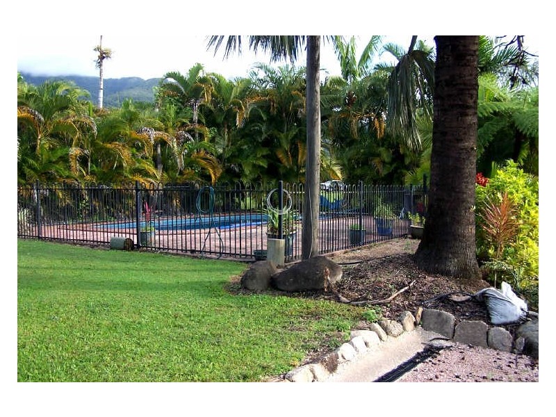 1 Merryburn, Merryburn QLD 4854