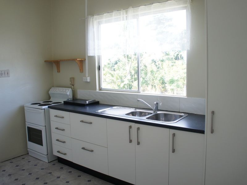 4/2 Thurles Street, Tully QLD 4854