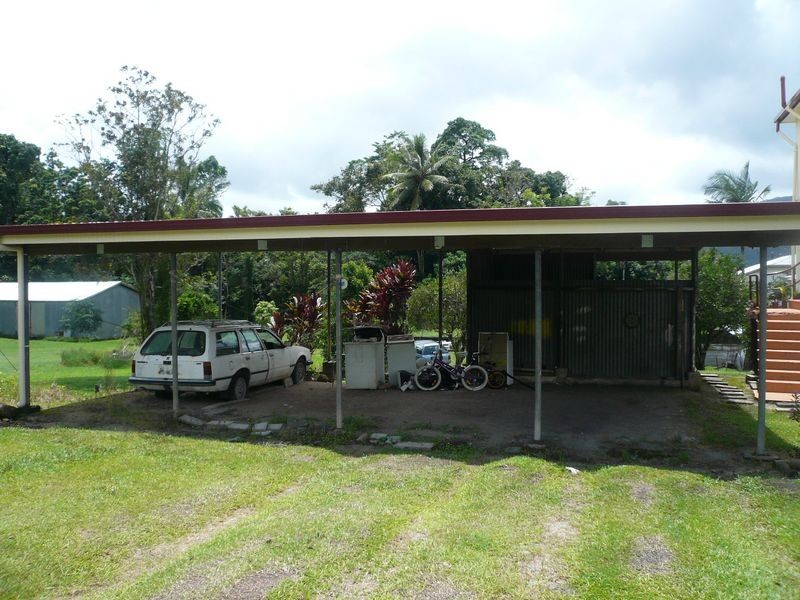 Unit 3/2 Thurles Street, Tully QLD 4854
