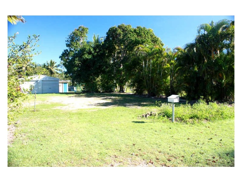 Tully Heads QLD 4854