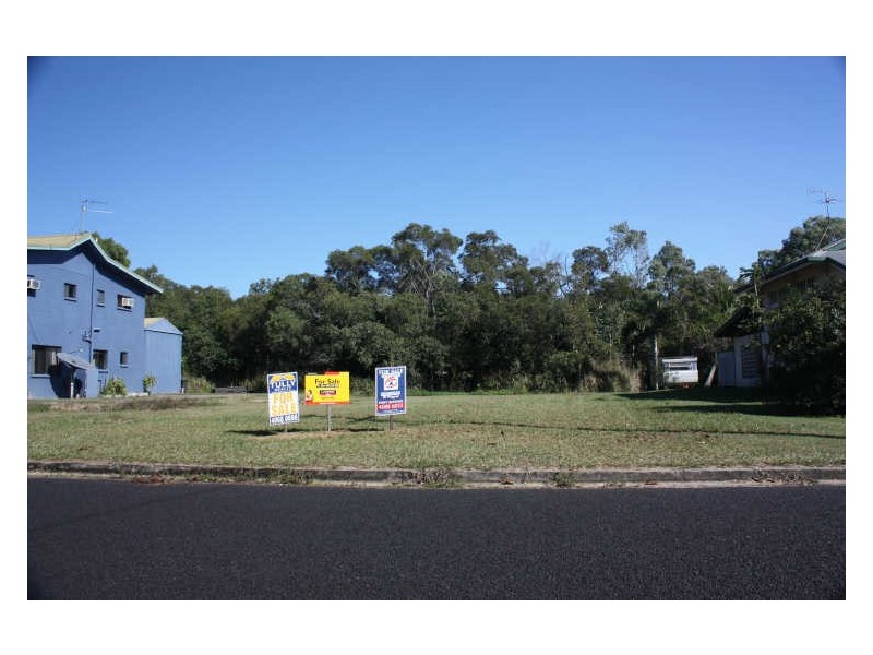 119 Taylor, Tully Heads QLD 4854